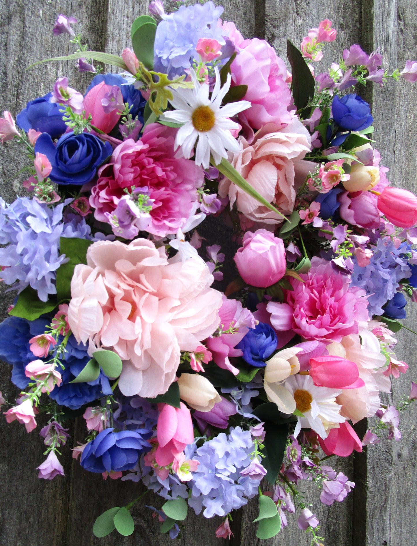 Hingham Front Porch Wreath