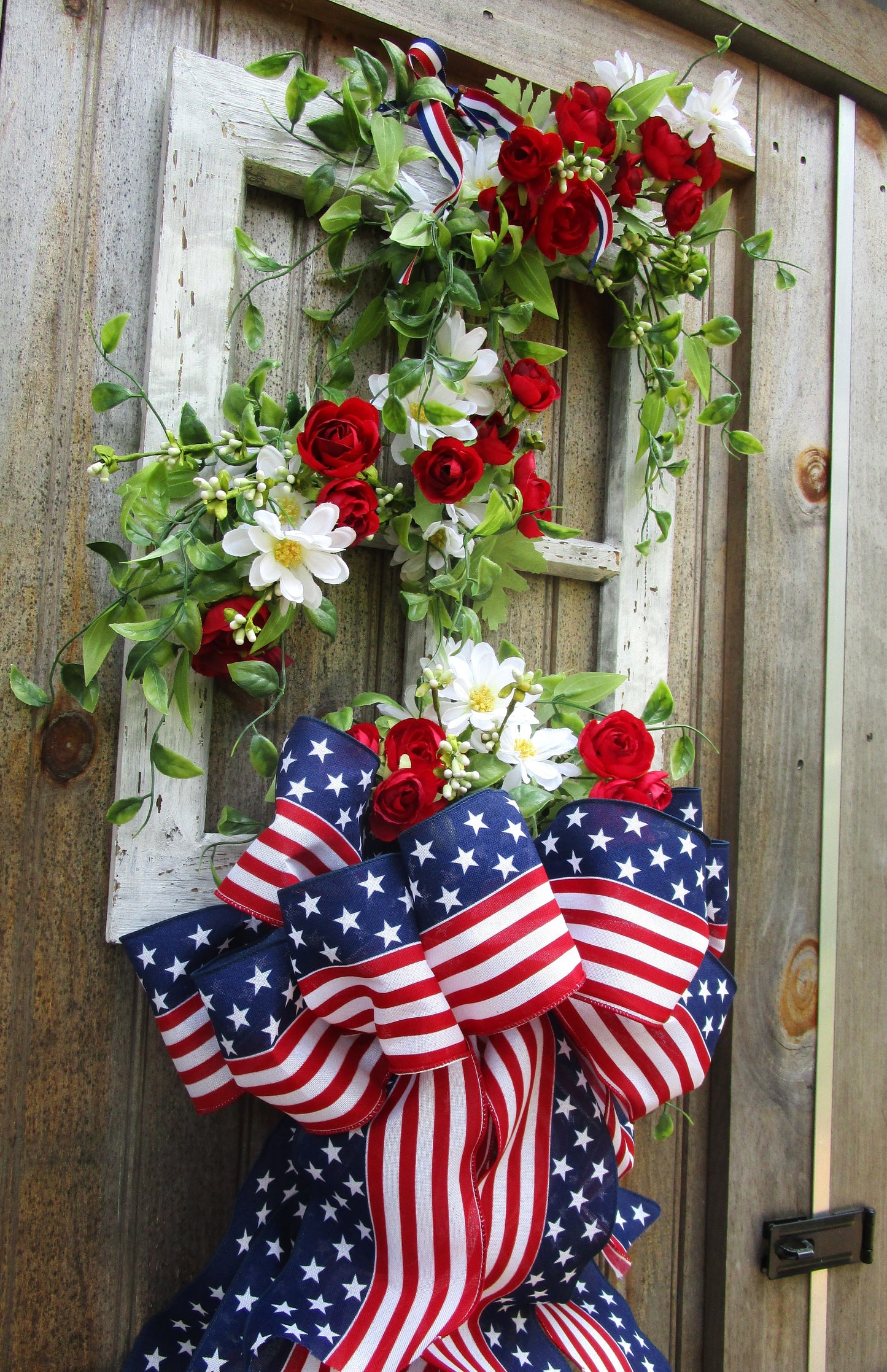 Country Cottage Patriotic Décor