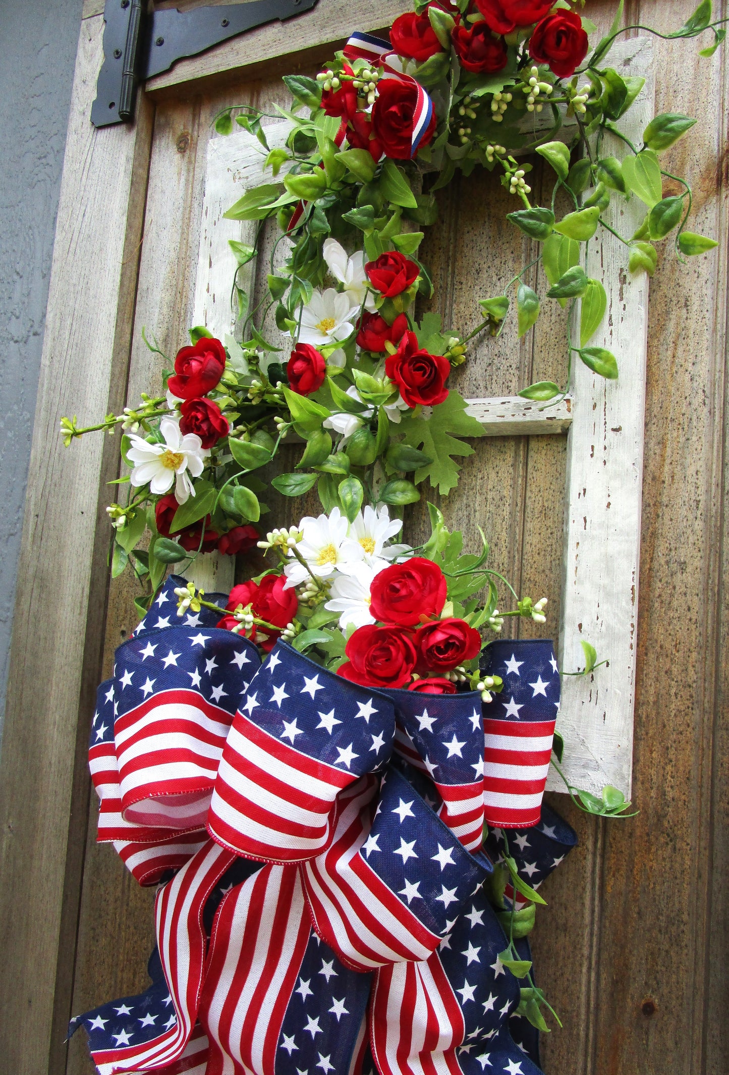 Country Cottage Patriotic Décor