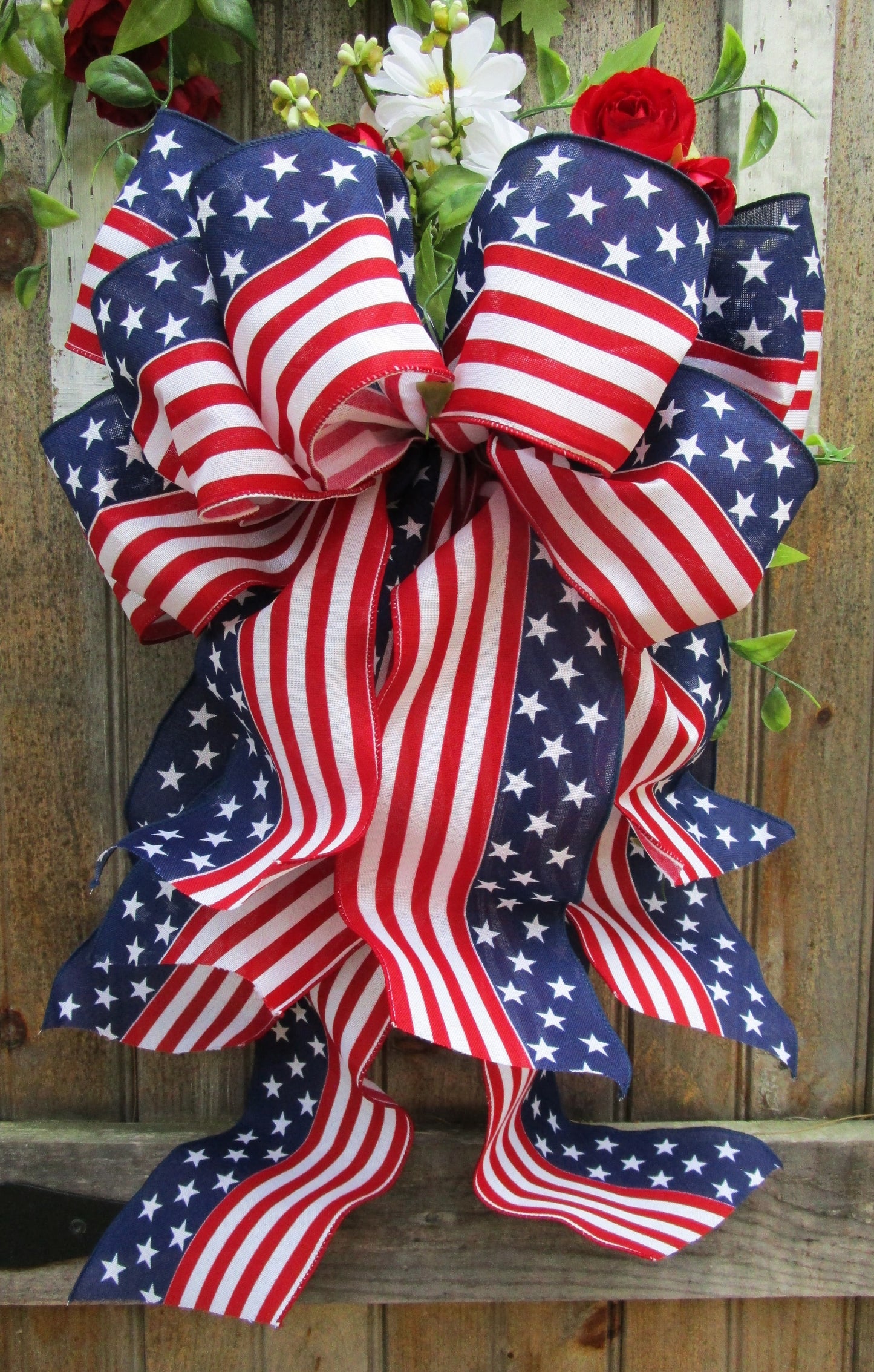 Country Cottage Patriotic Décor