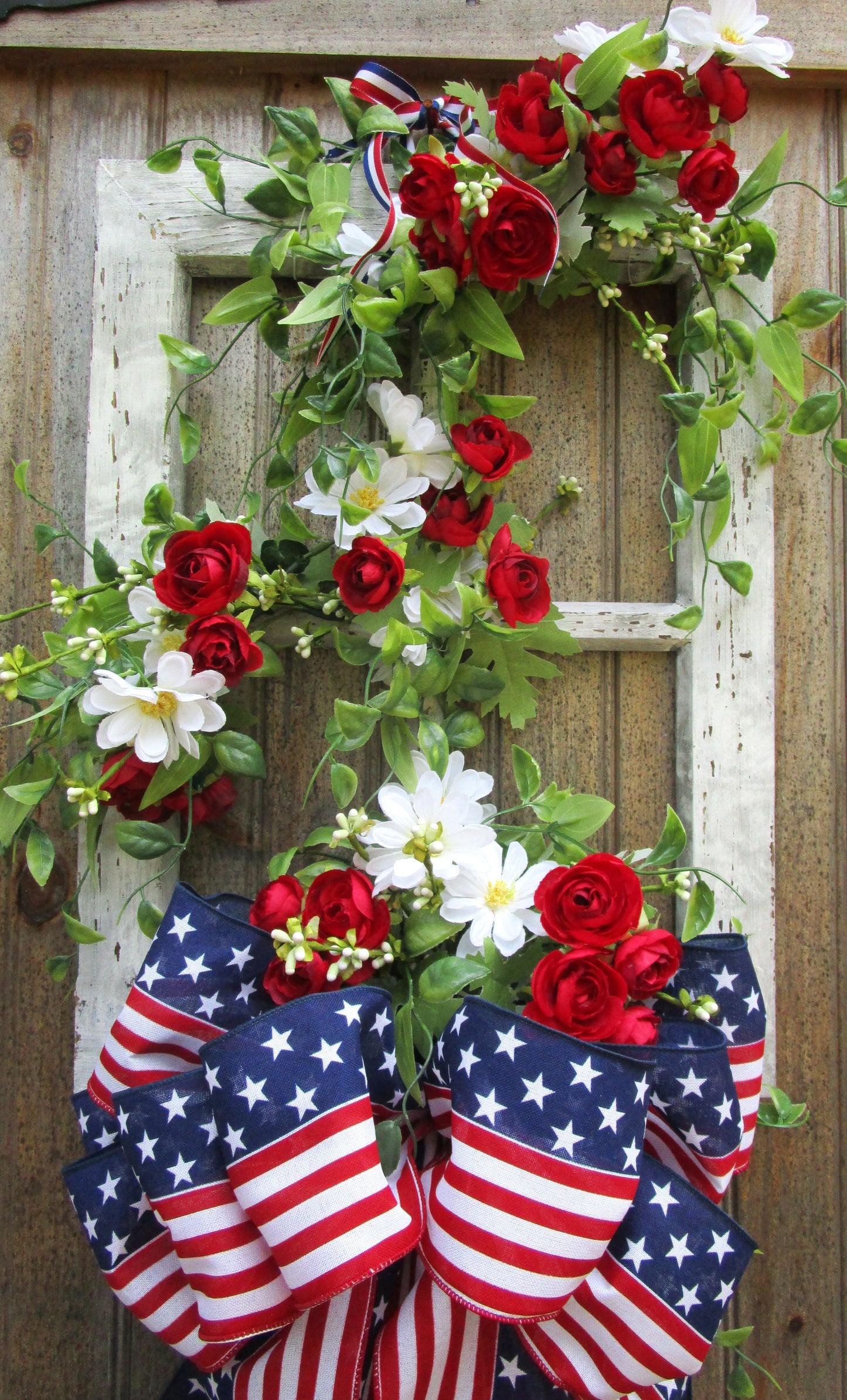 Country Cottage Patriotic Décor
