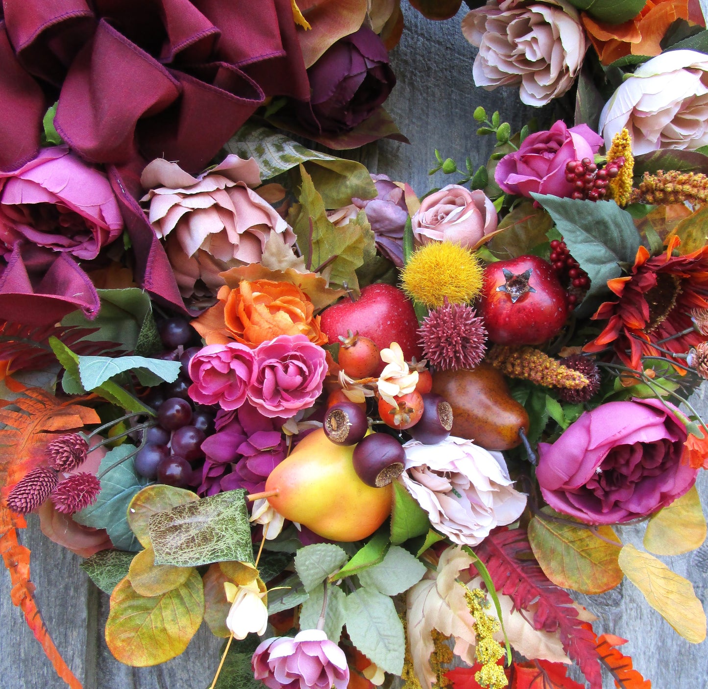 Grand Commonwealth Autumn Wreath