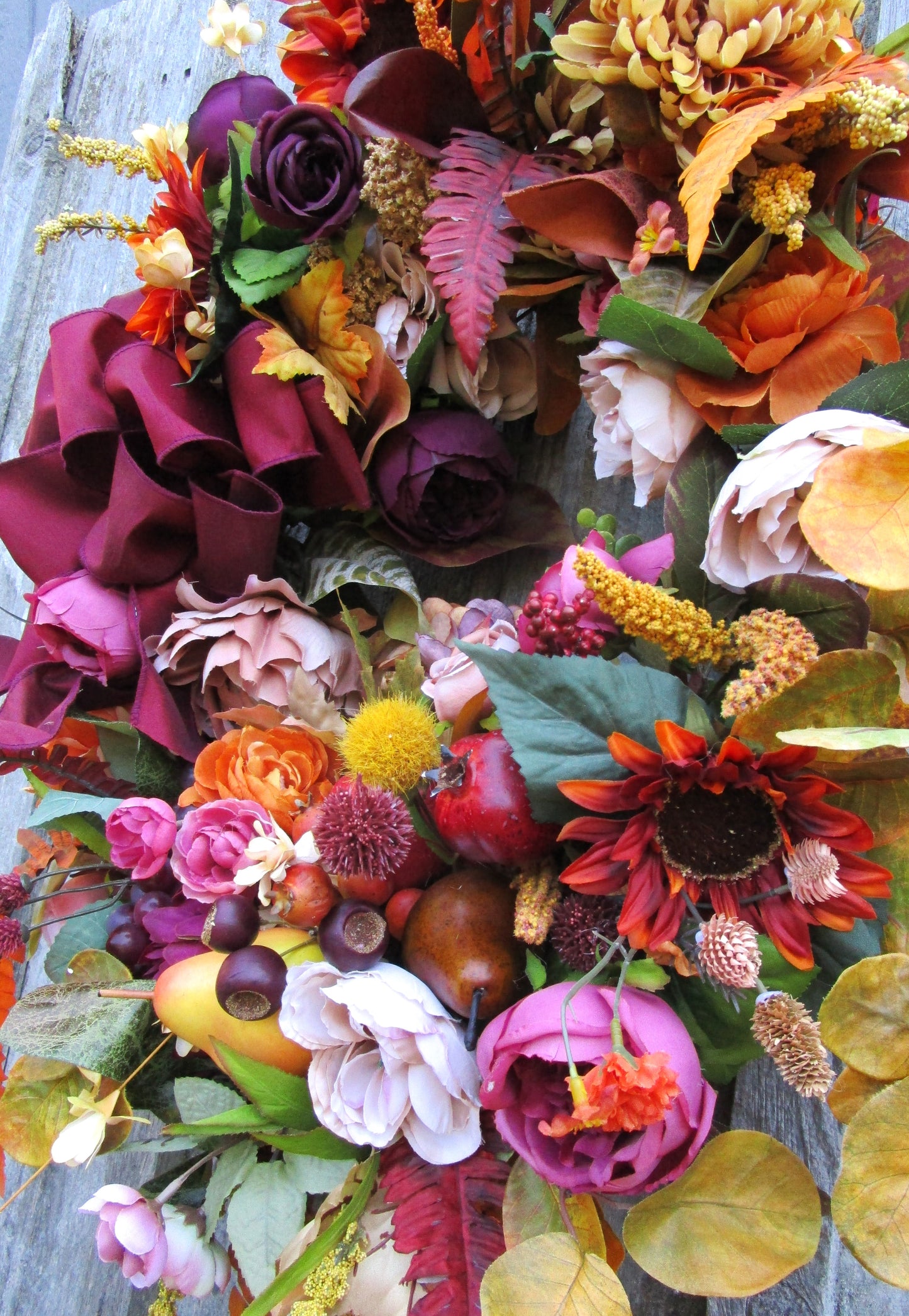 Grand Commonwealth Autumn Wreath
