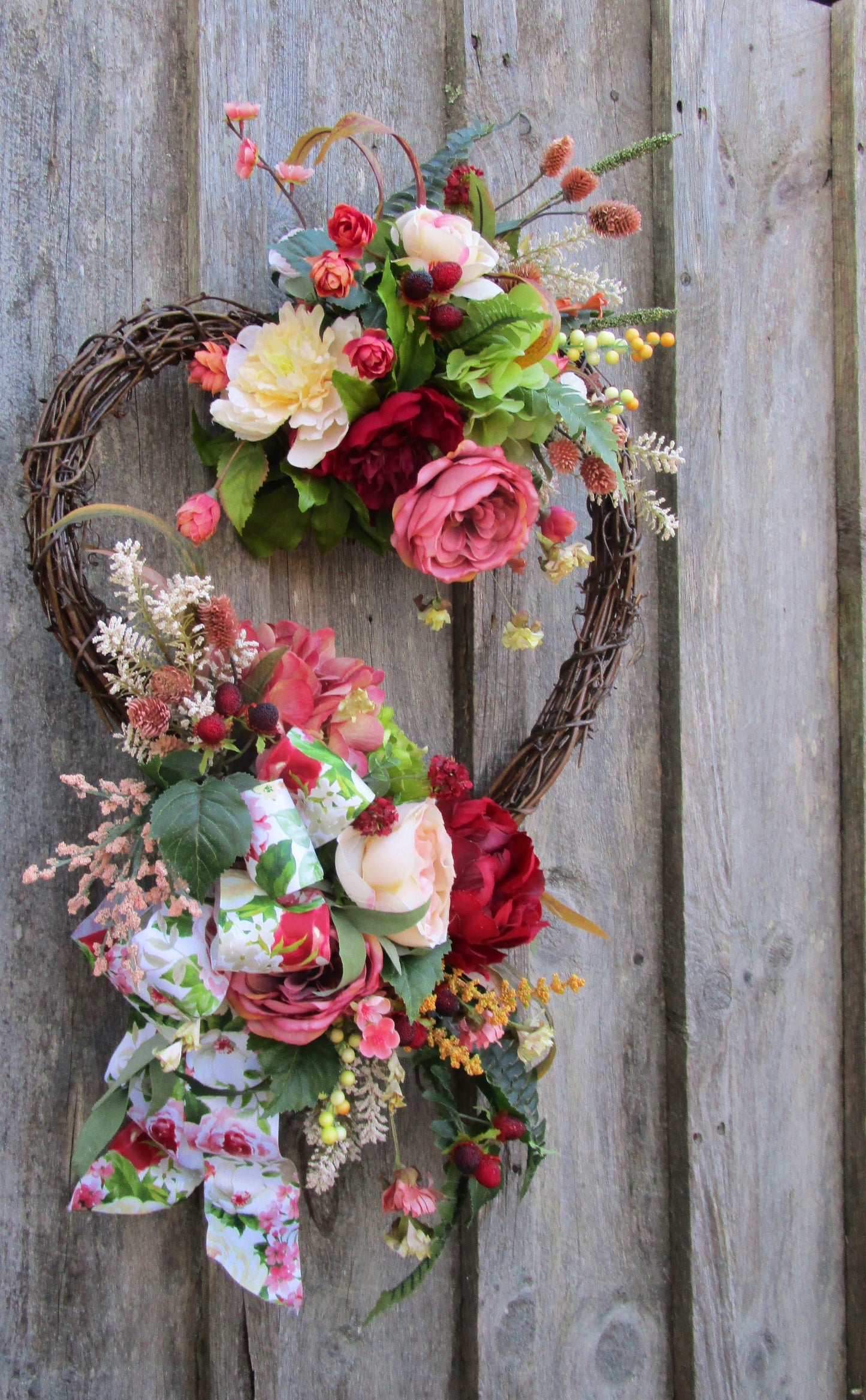 Weston Cottage Heart Wreath