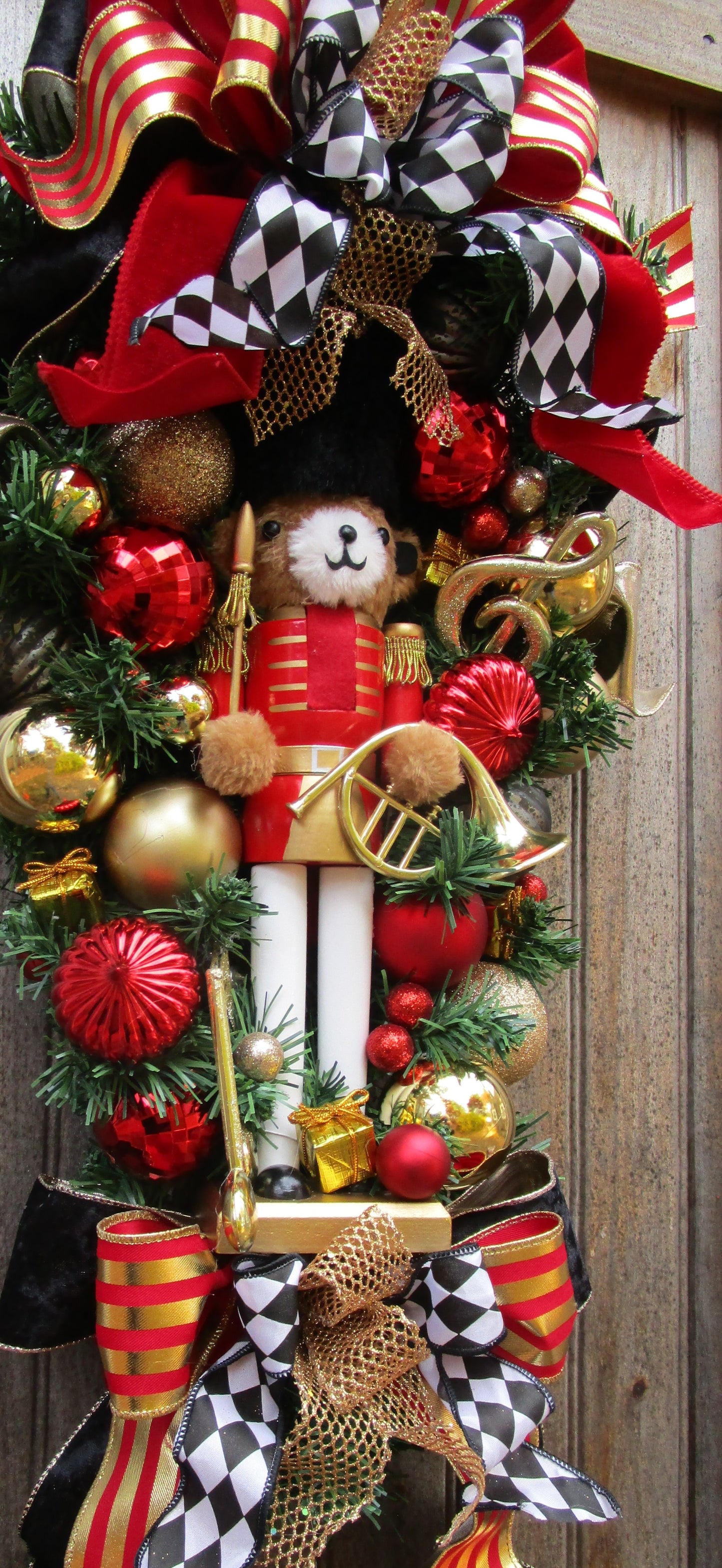 Teddy Bear Holiday Nutcracker Swag