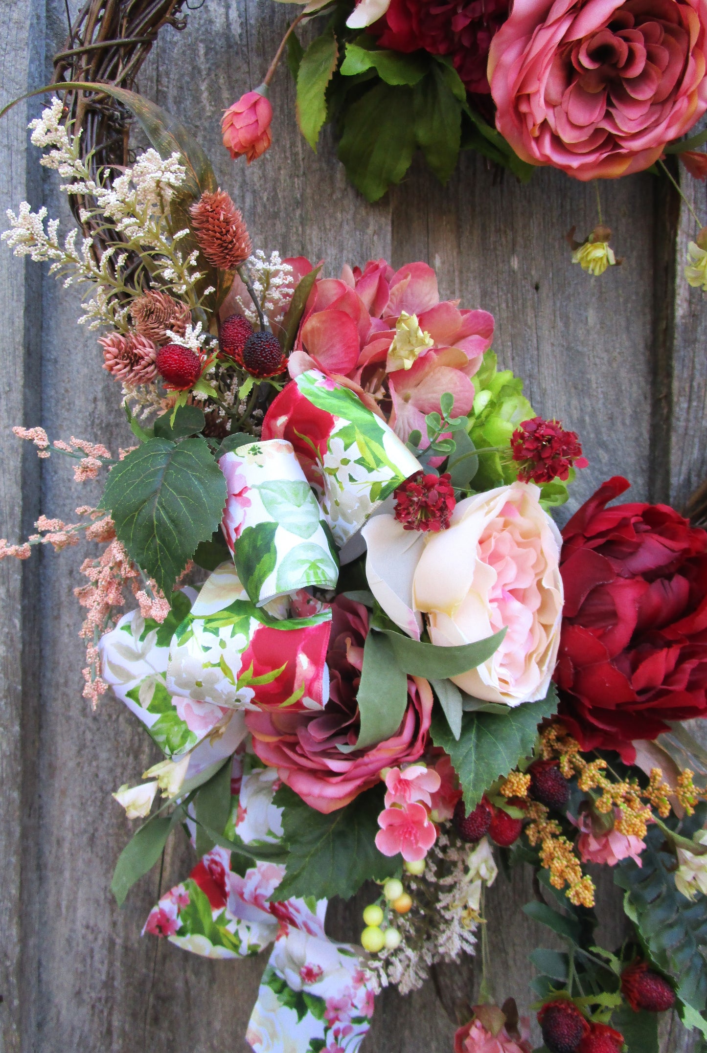 Weston Cottage Heart Wreath