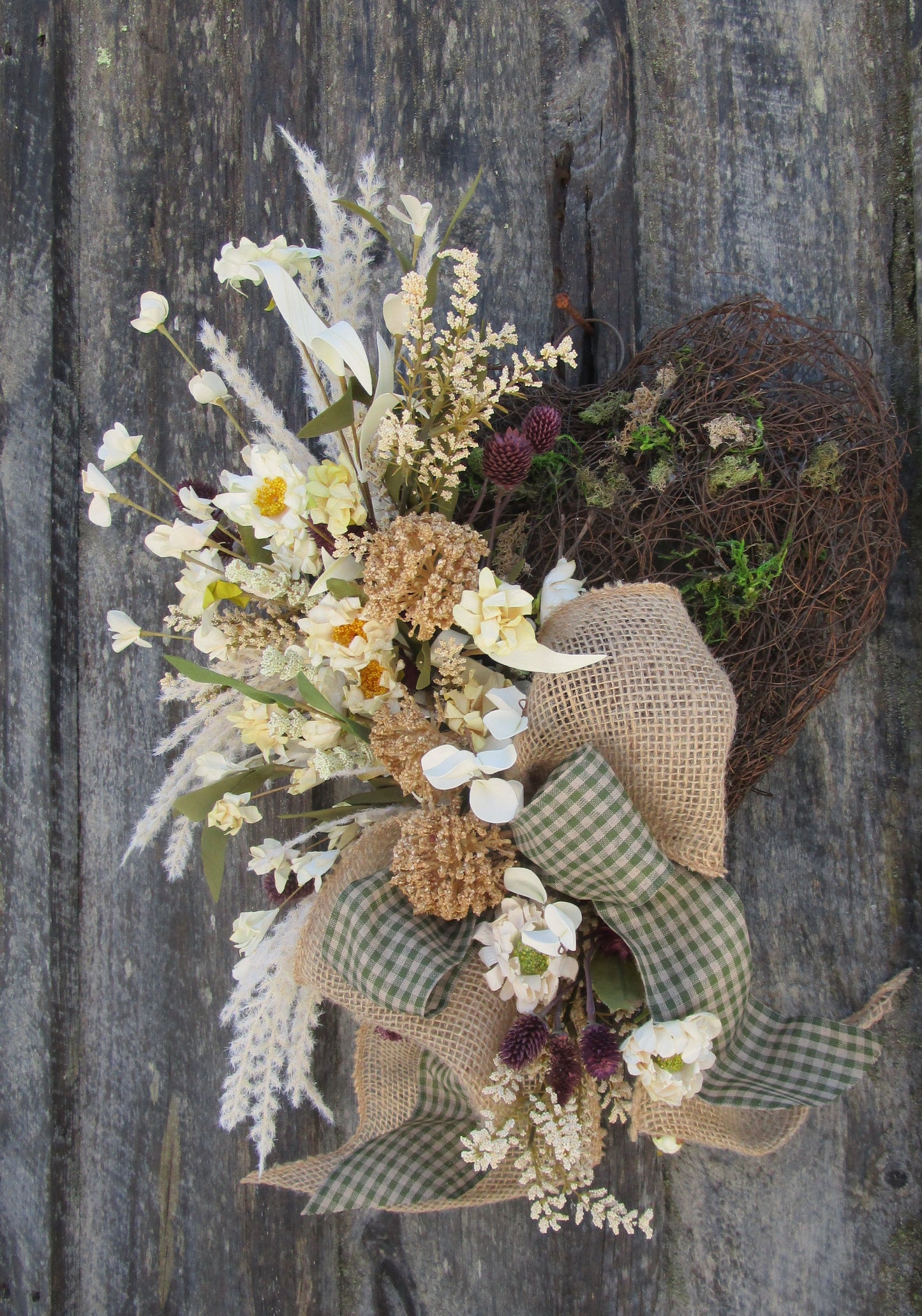 Woodland Meadow Heart Wreath – Rustic Cottage Garden Design