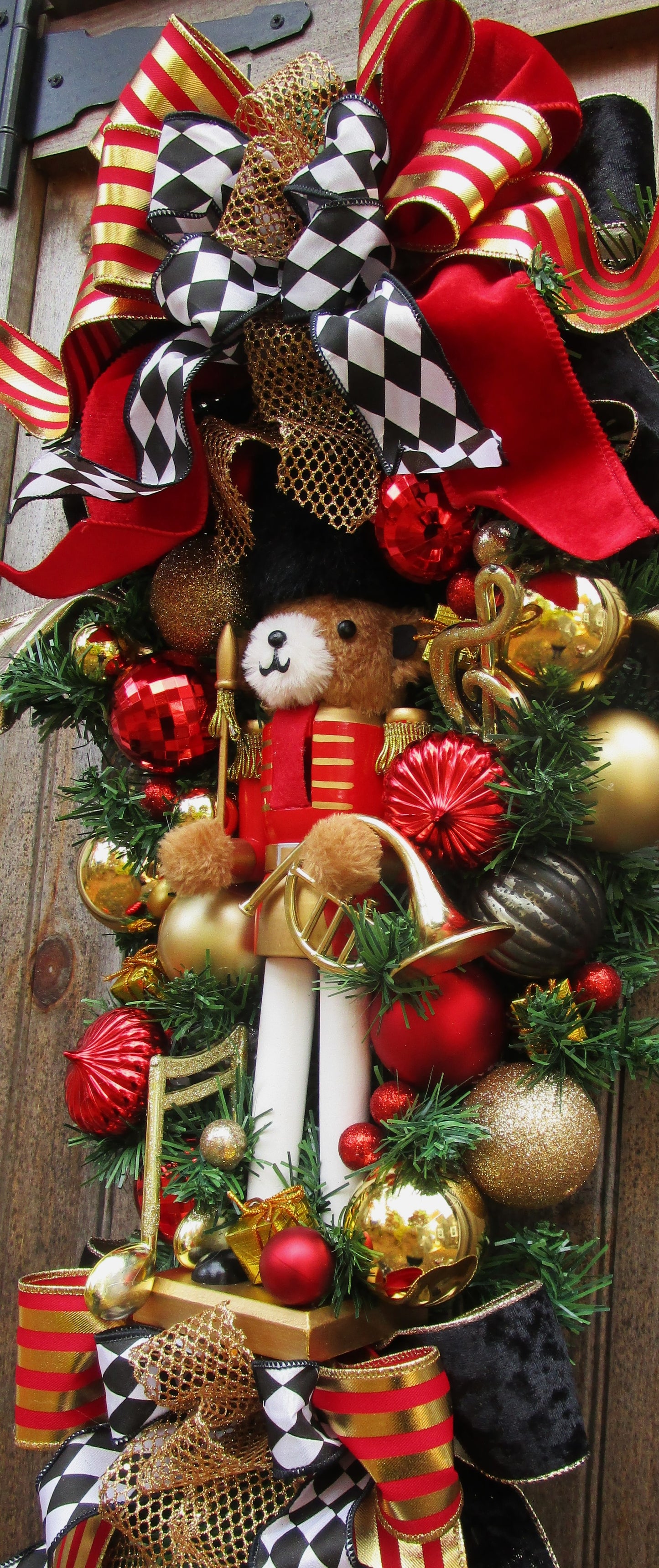 Teddy Bear Holiday Nutcracker Swag