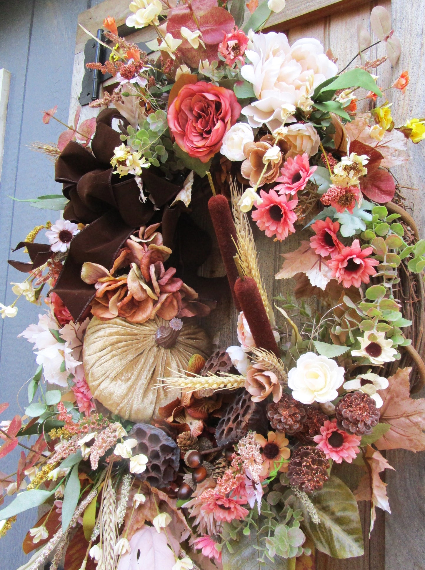 Cohasset Victorian Garden Wreath