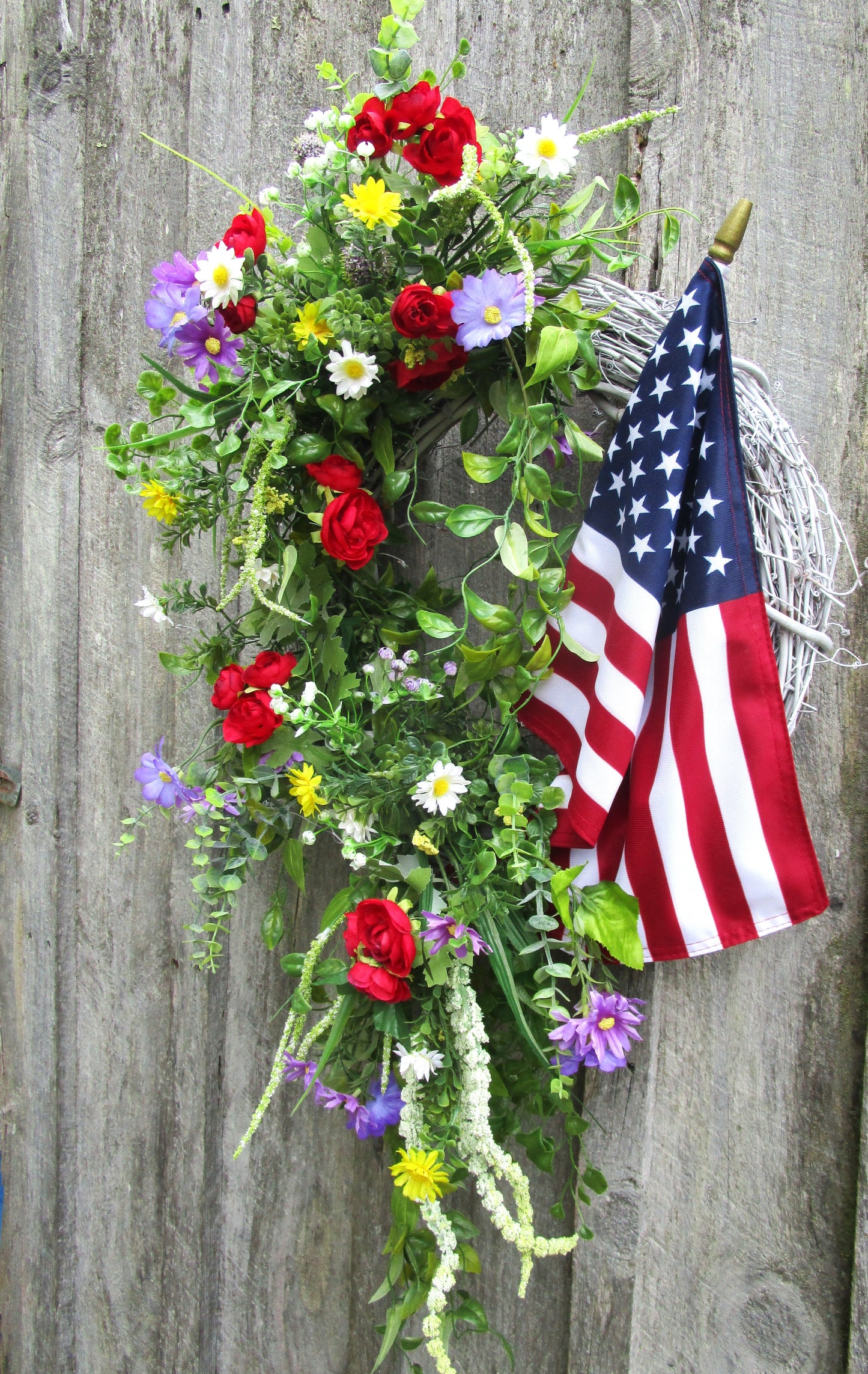 Bridgton Front Porch Flag Wreath