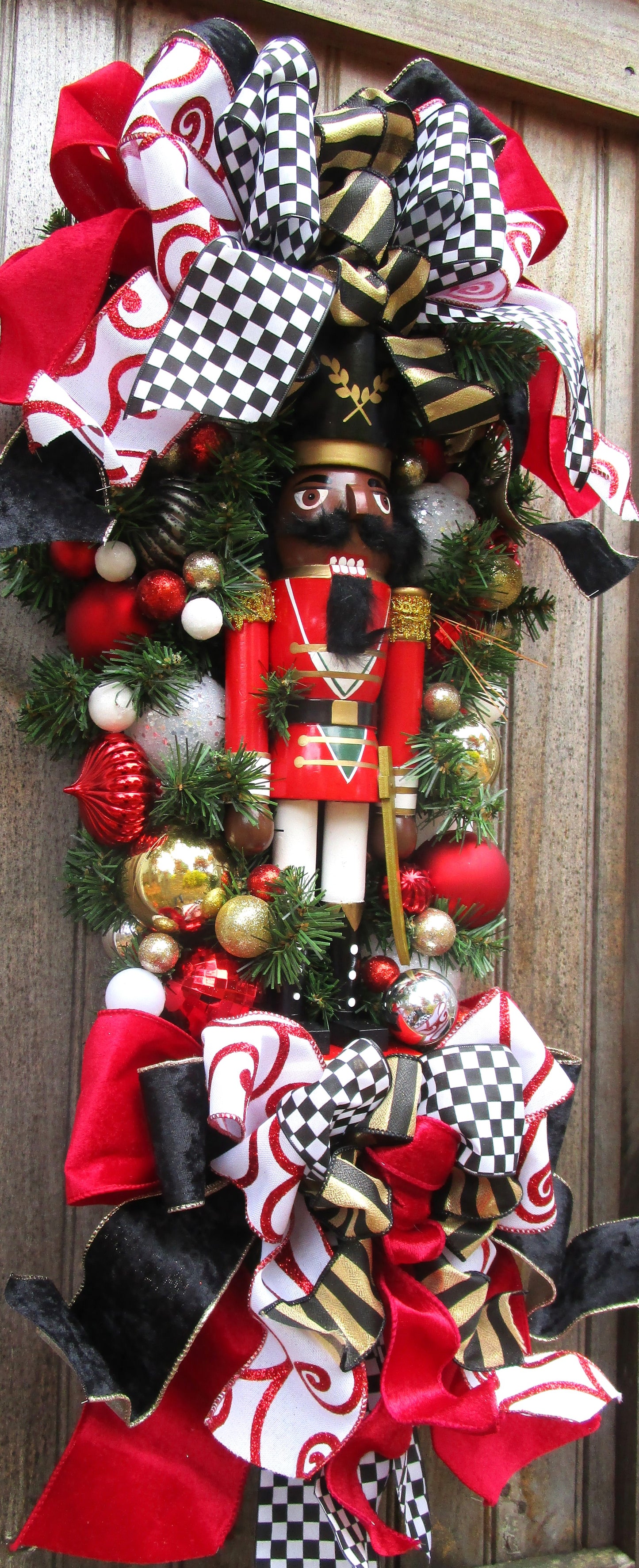 Royal Holiday Nutcracker Swag