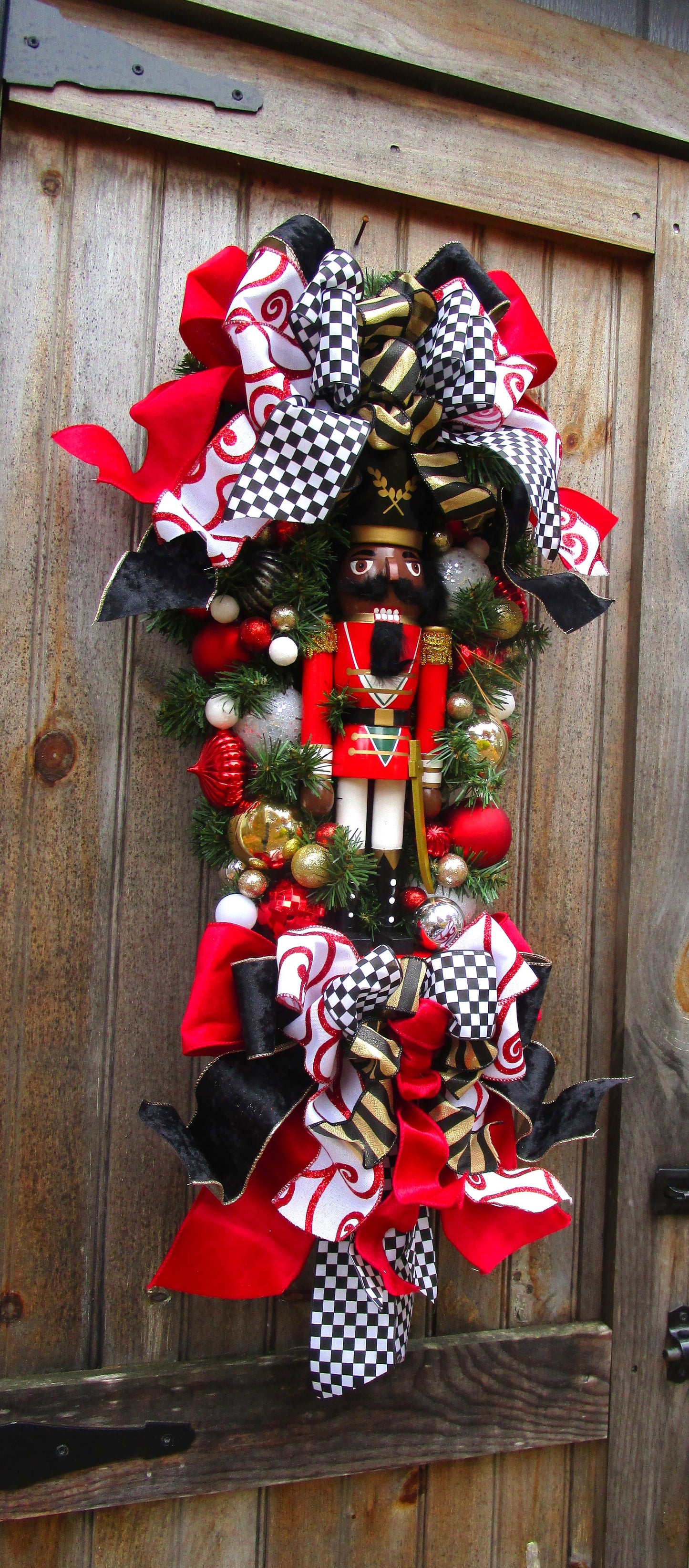 Royal Holiday Nutcracker Swag