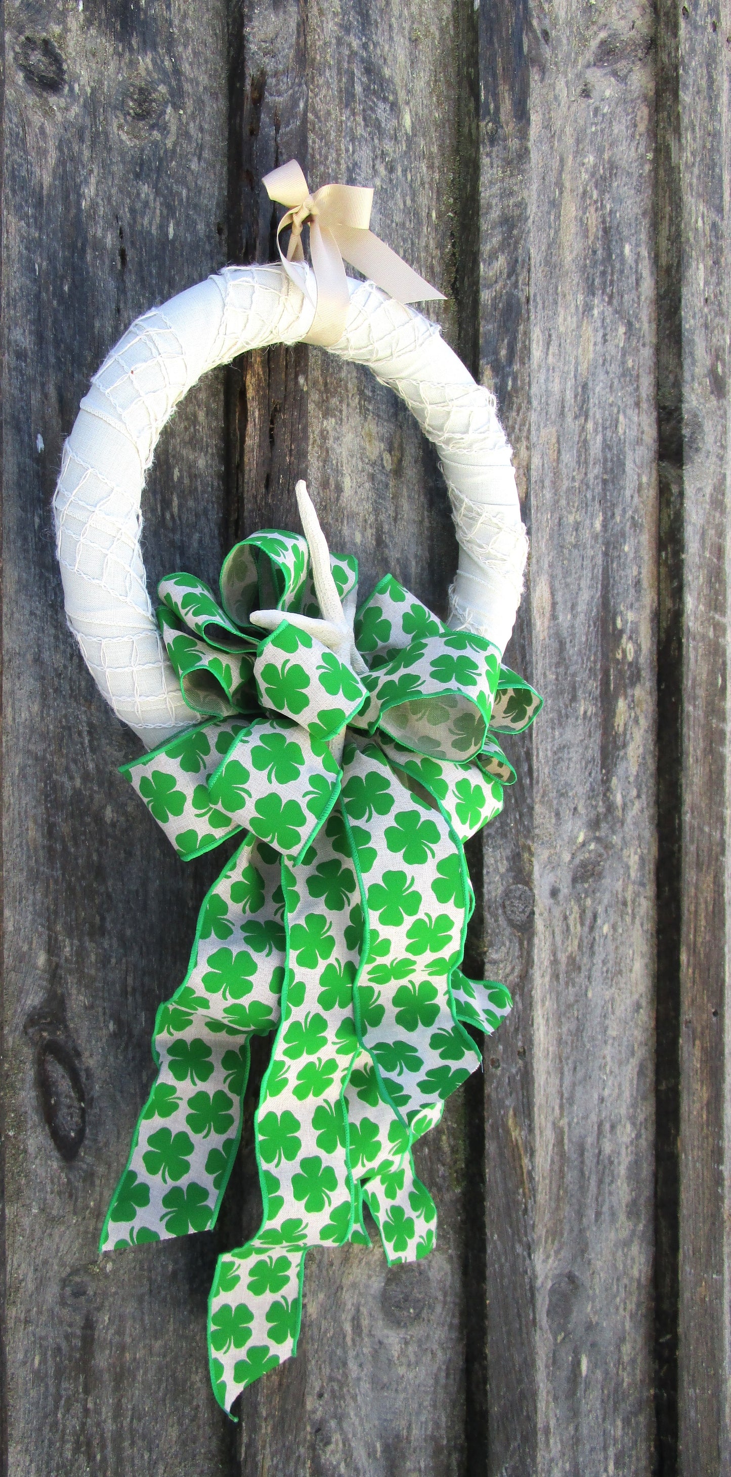 Beach Cottage Clover Wreath