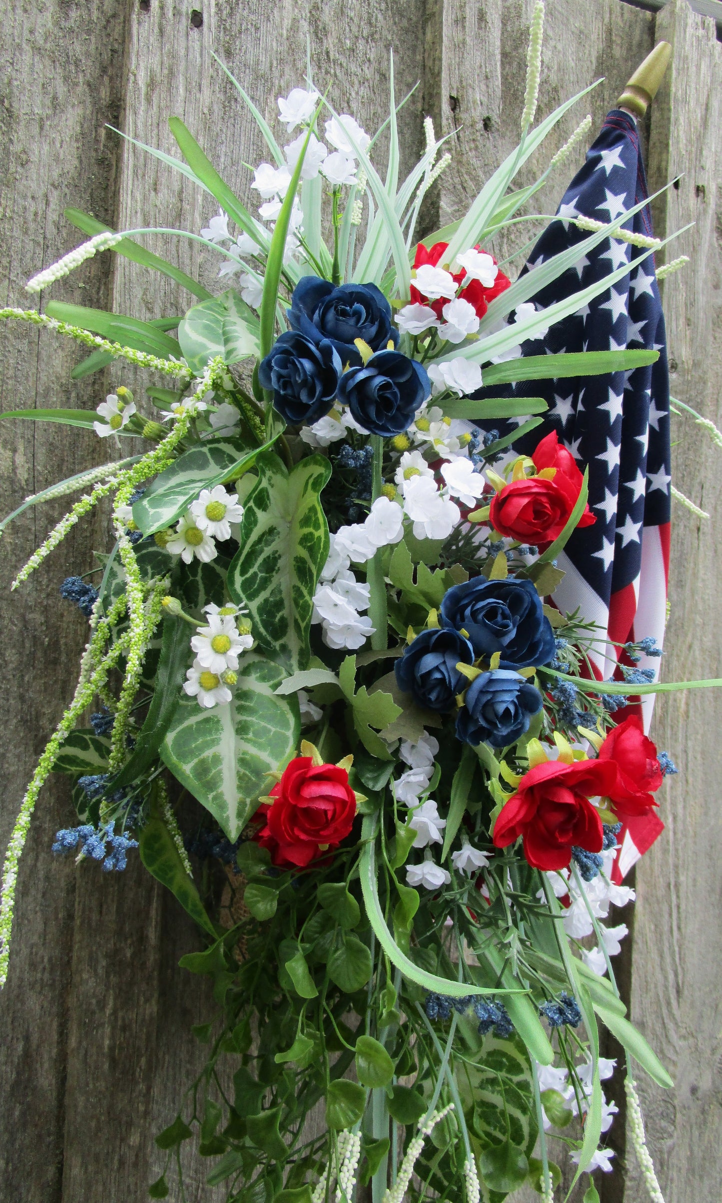 Front Porch Wall Bouquet with American Flag