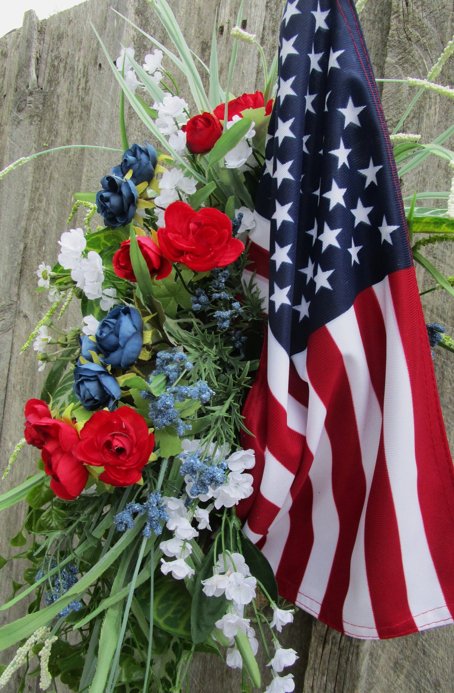 Front Porch Wall Bouquet with American Flag