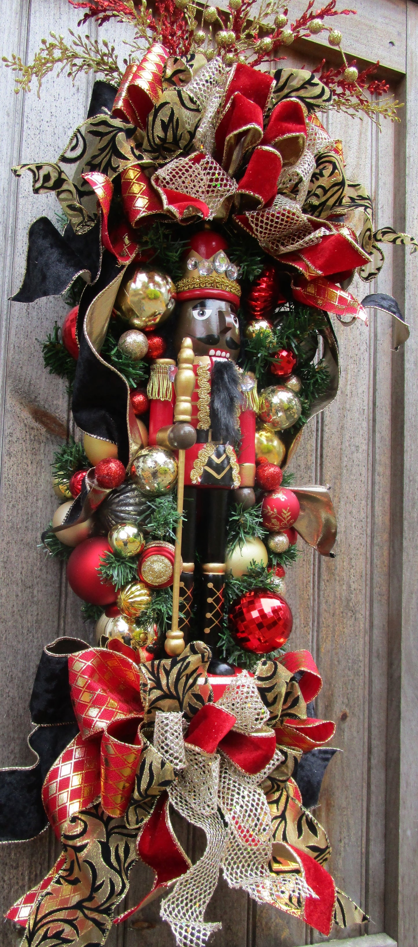 Regal Nutcracker Holiday Swag