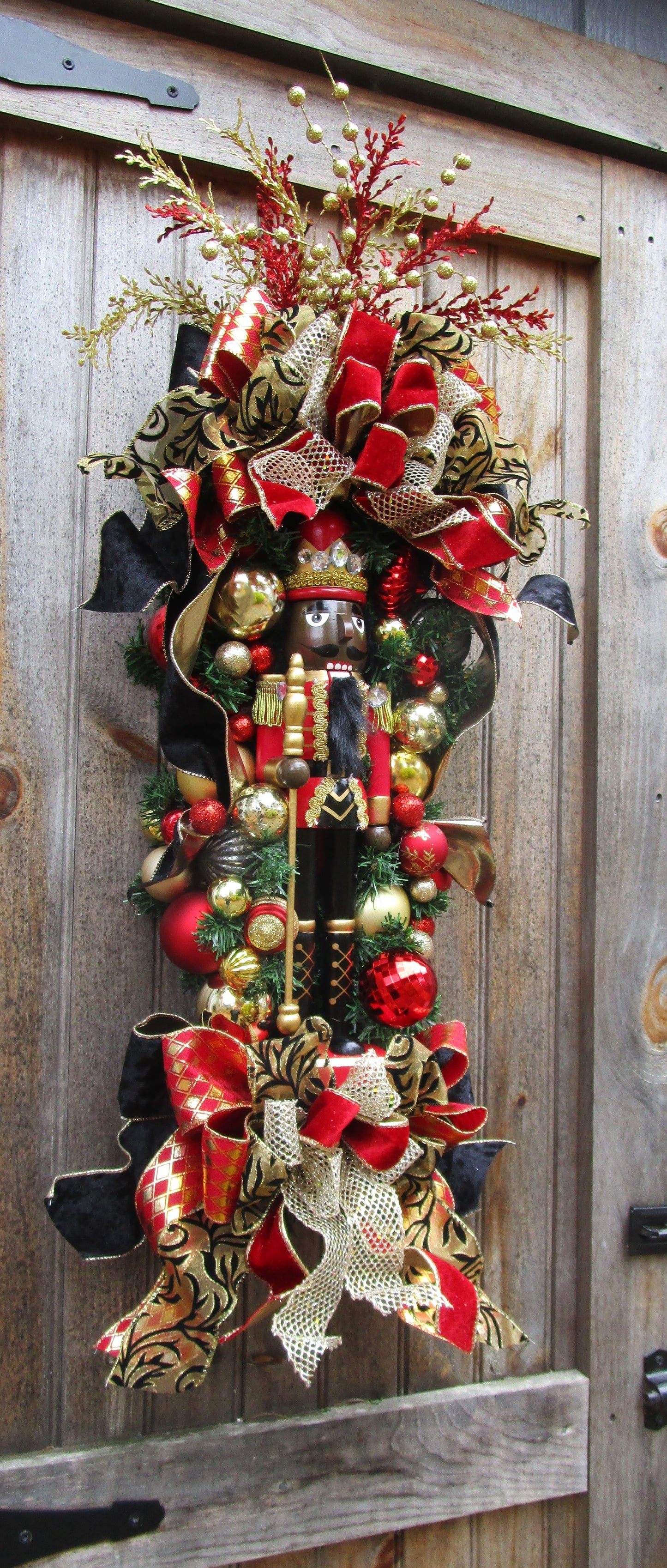 Regal Nutcracker Holiday Swag