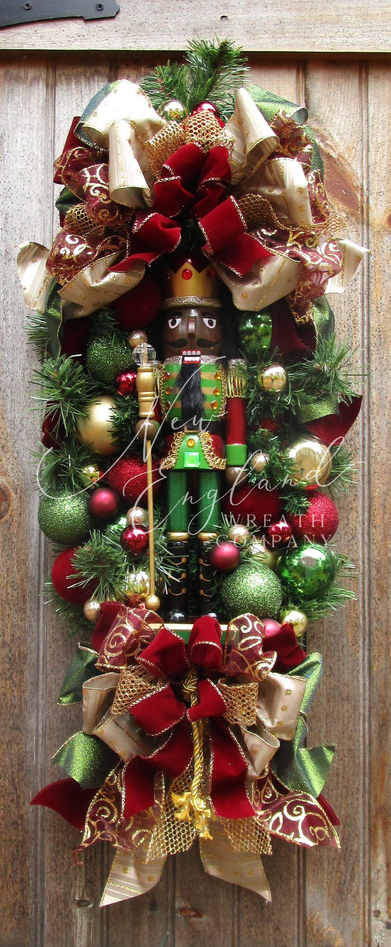 Grand Holiday Nutcracker Swag