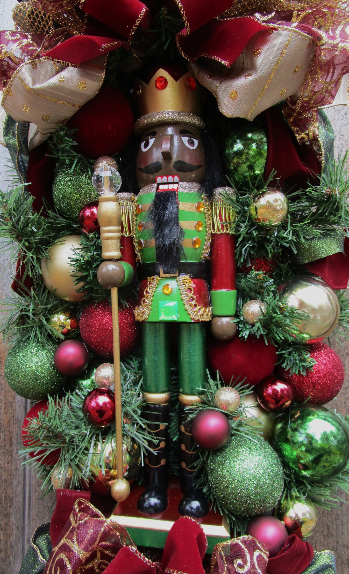 Grand Holiday Nutcracker Swag